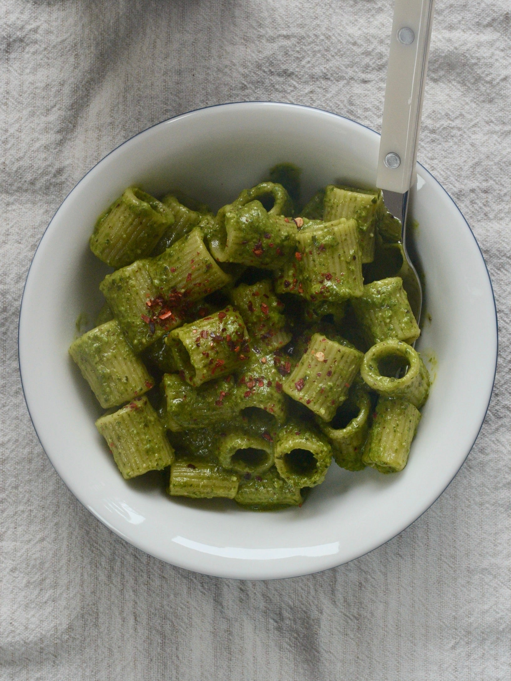 ALMOND BUTTER PESTO PASTA
 &ndash; LOGAN PETIT LOT