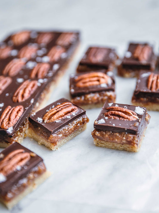 MAPLE PECAN CARAMEL SQUARES