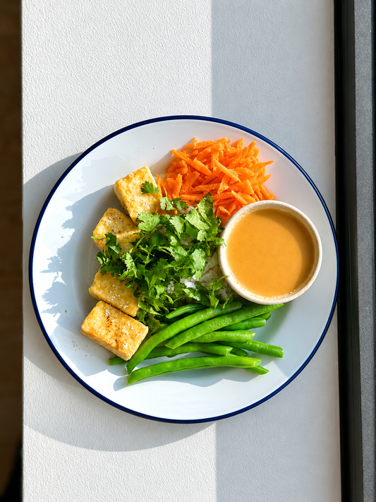 CRISPY TOFU WITH SPICY CASHEW SAUCE